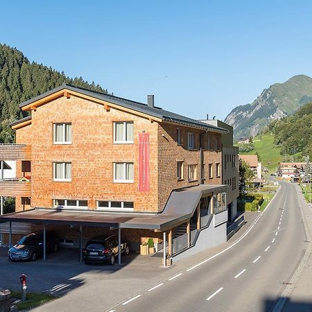Alpine Lodge Kloesterle Am Arlberg מראה חיצוני תמונה