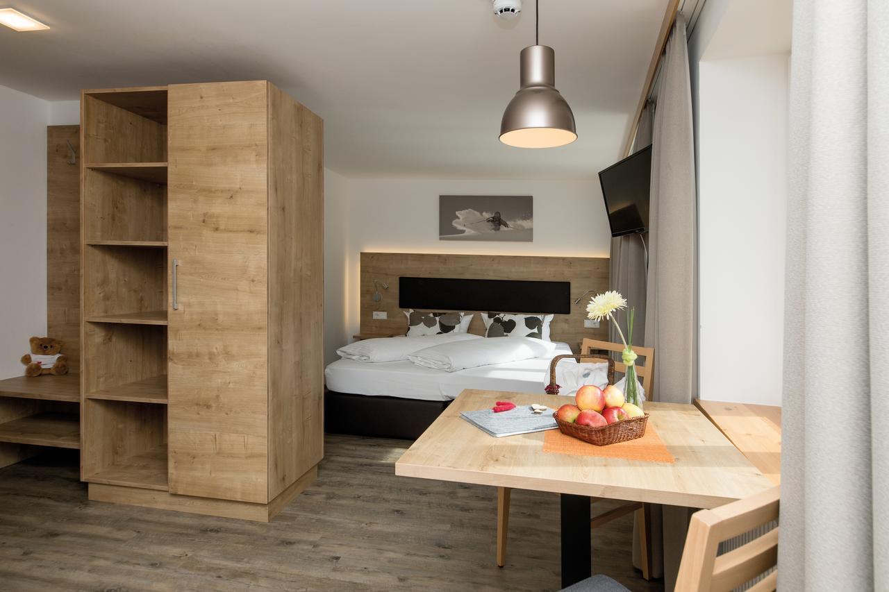 Alpine Lodge Kloesterle Am Arlberg מראה חיצוני תמונה