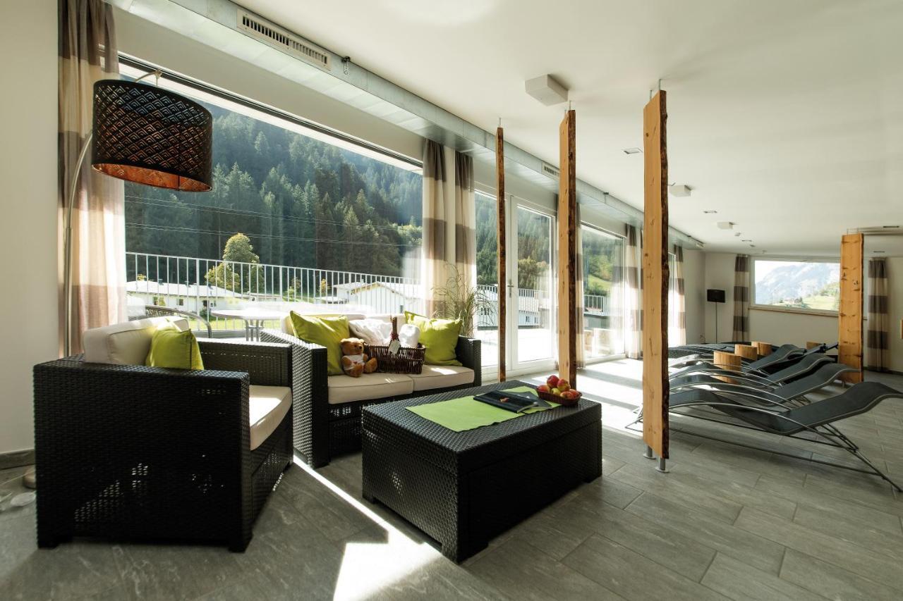 Alpine Lodge Kloesterle Am Arlberg חדר תמונה